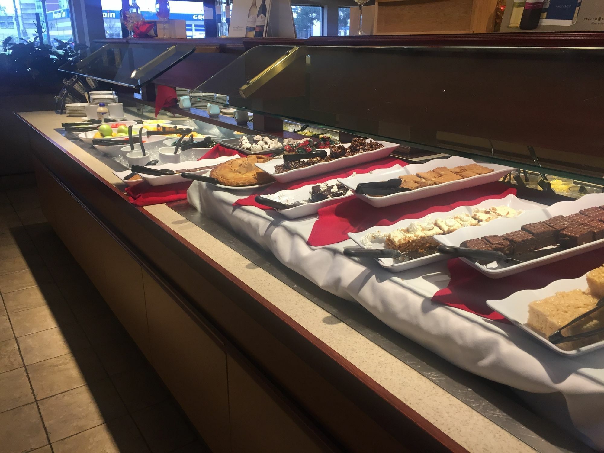 Canad Inns Destination Centre Transcona Виннипег Экстерьер фото